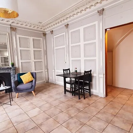 Apartment Le Avec Parking Prive Honfleur